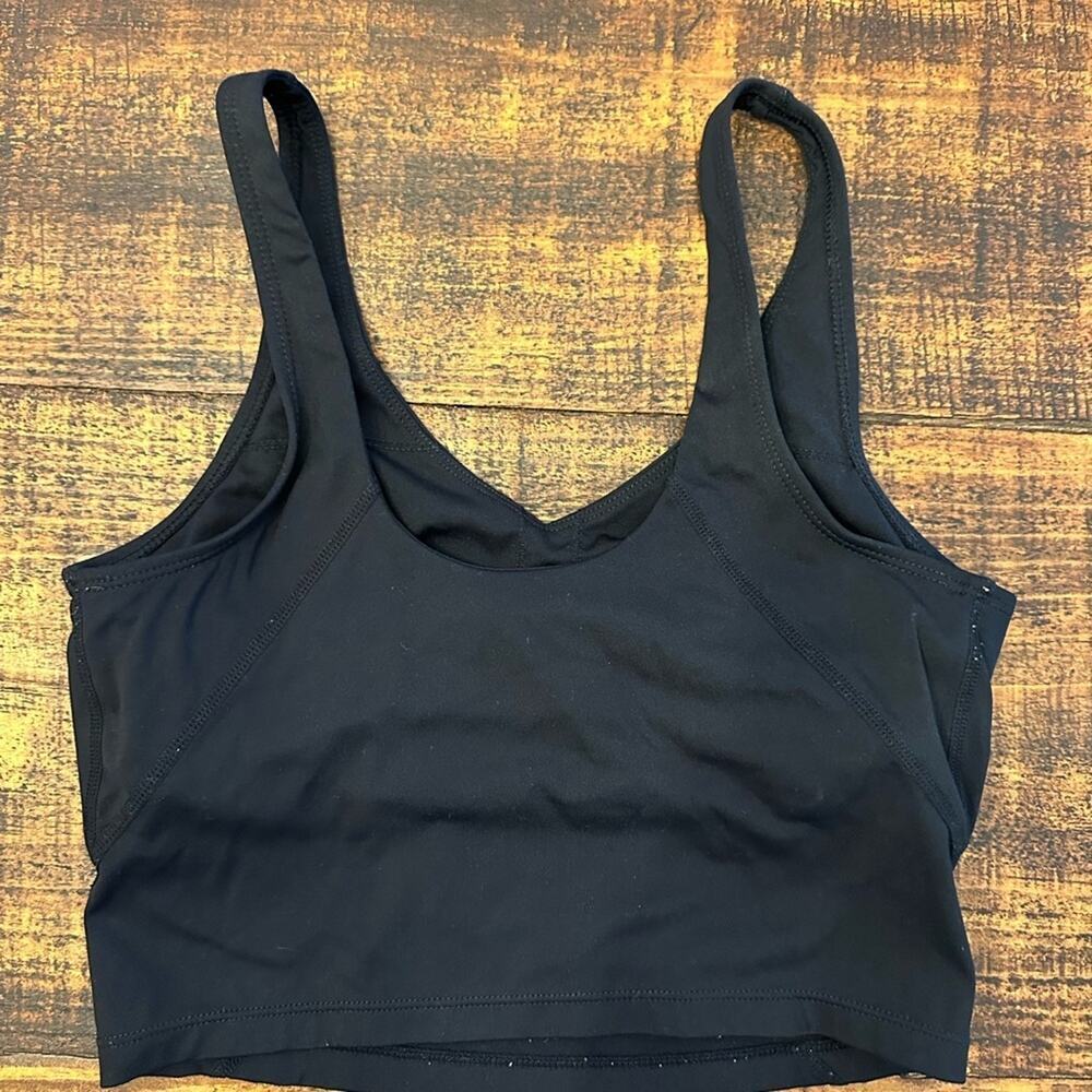 EUC- Black Longline Sports Tank - Picture 2 of 2